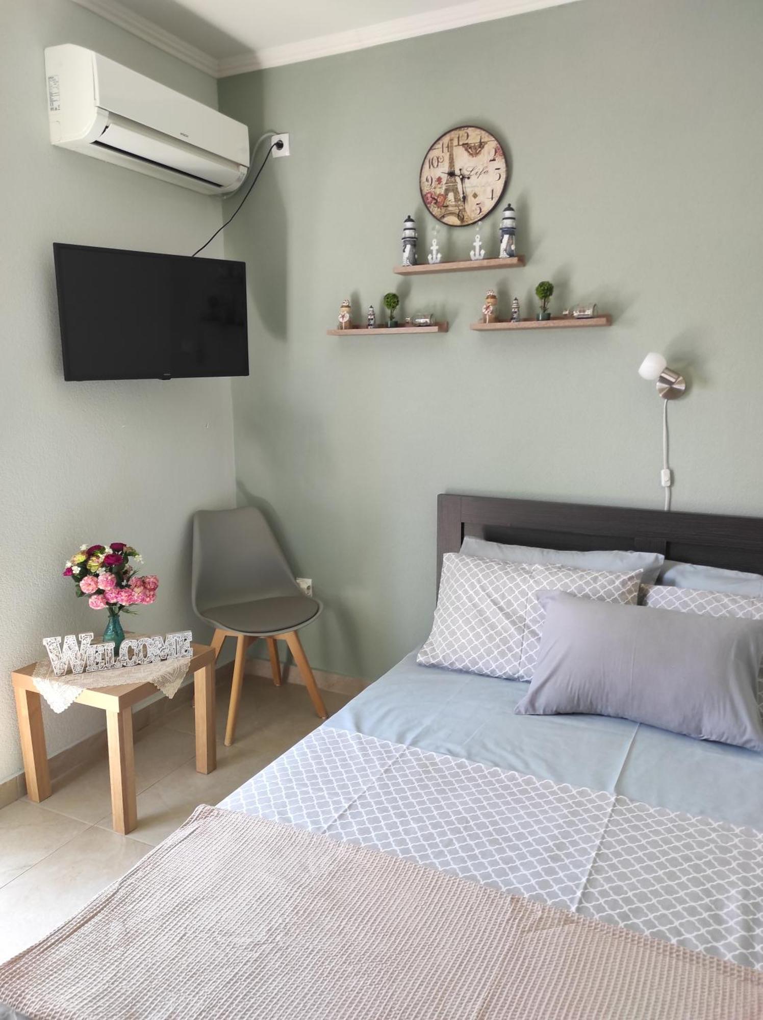 Spartacus Apartment 2 อเล็กซานโดรโพลิส ภายนอก รูปภาพ