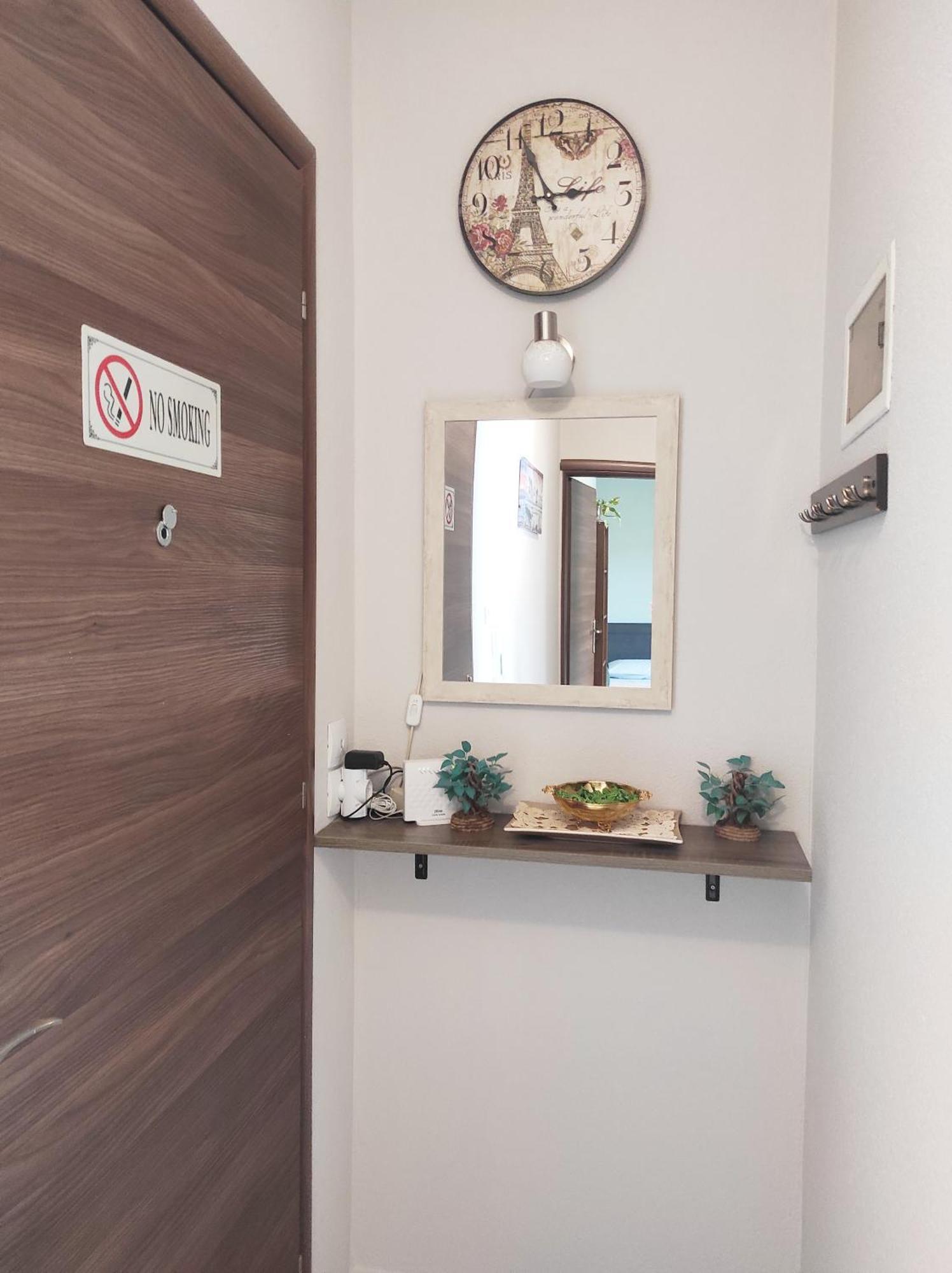 Spartacus Apartment 2 อเล็กซานโดรโพลิส ภายนอก รูปภาพ